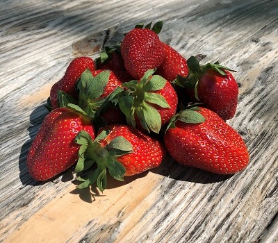 strawberries spring superfood